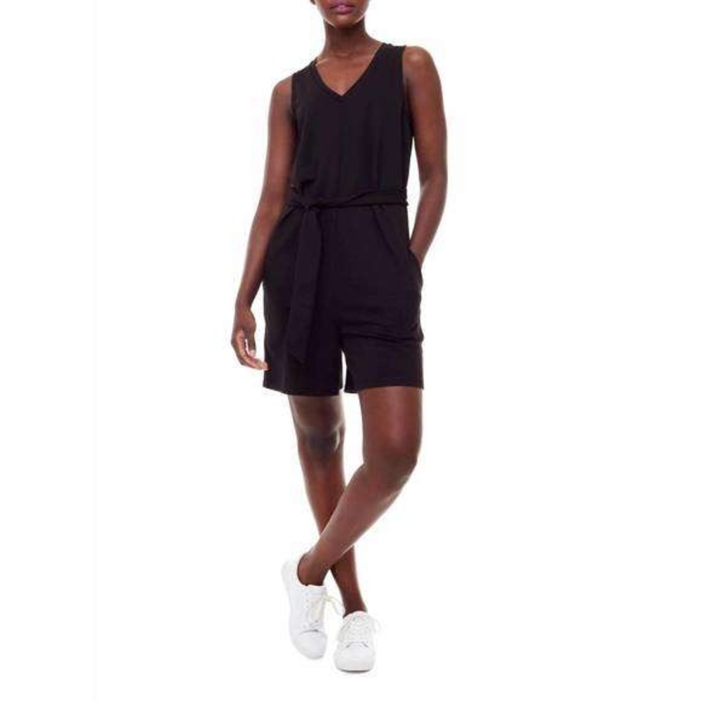 NEW ILTM Kylie Sleeveless‎ V-Neck Tie-Waist Romper with Pockets Black Jumpsuit